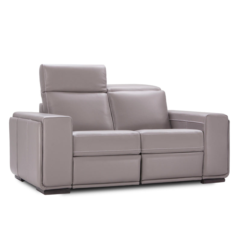 Jaymar Amsterdam Power Reclining Leather Loveseat Amsterdam Power Reclining Loveseat - Princess Sterling IMAGE 4