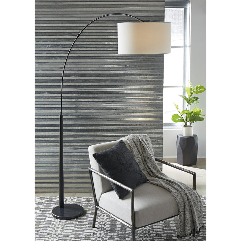  Signature Design by Ashley Veergate L725149 Metal Arc Lamp IMAGE 2