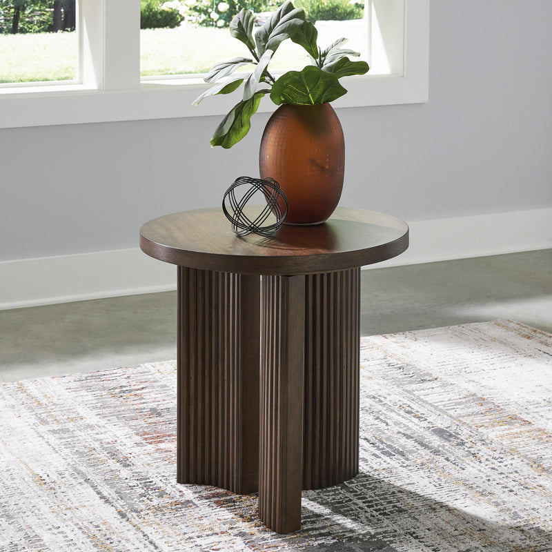 Signature Design by Ashley Korestone End Table T689-6 IMAGE 4