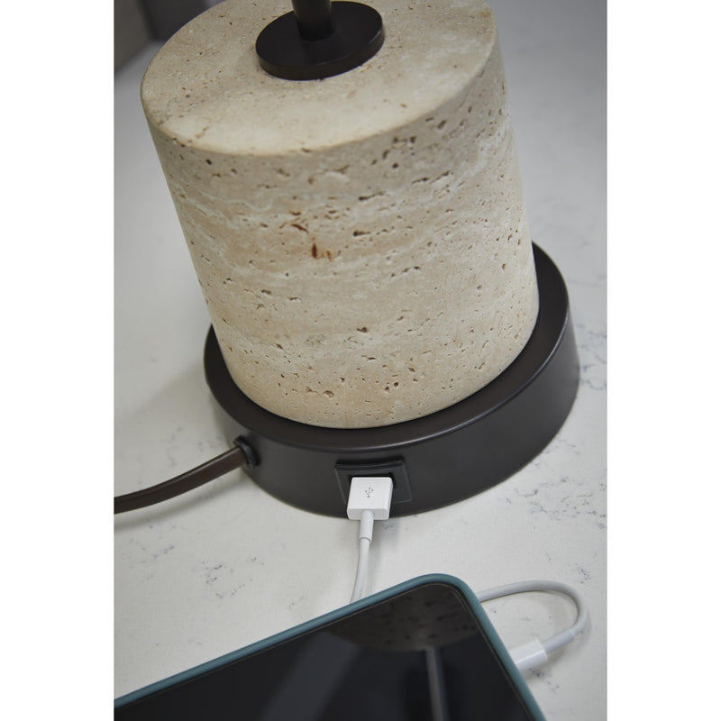 Signature Design by Ashley Vinmour L734402 Metal Desk Lamp IMAGE 3