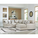 Benchcraft Laurelgrove 75105S2 4 pc Sectional with Chaise IMAGE 2