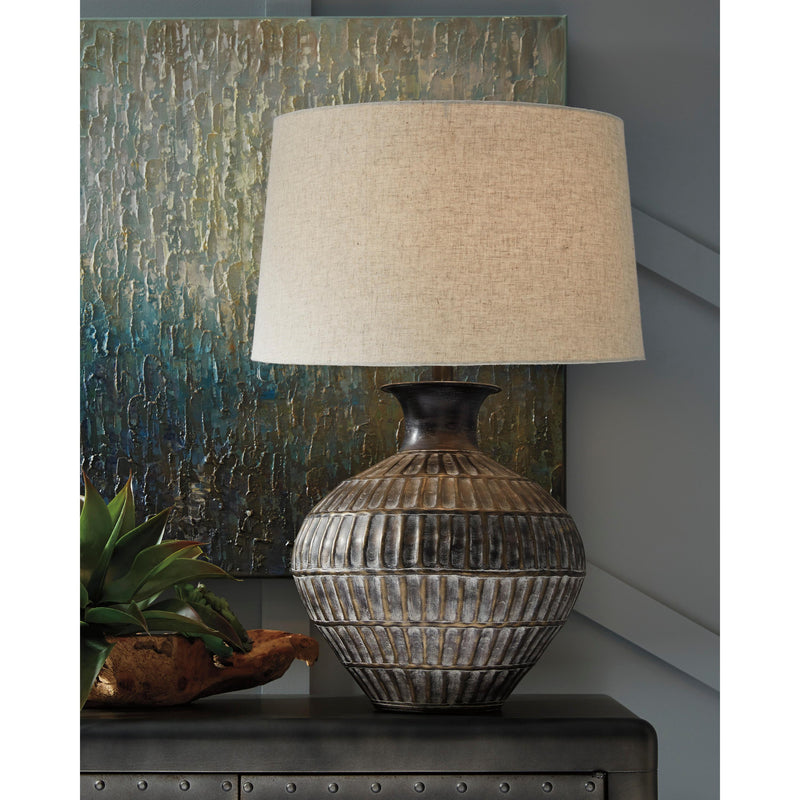 Signature Design by Ashley Magan Table Lamp L207354 IMAGE 3