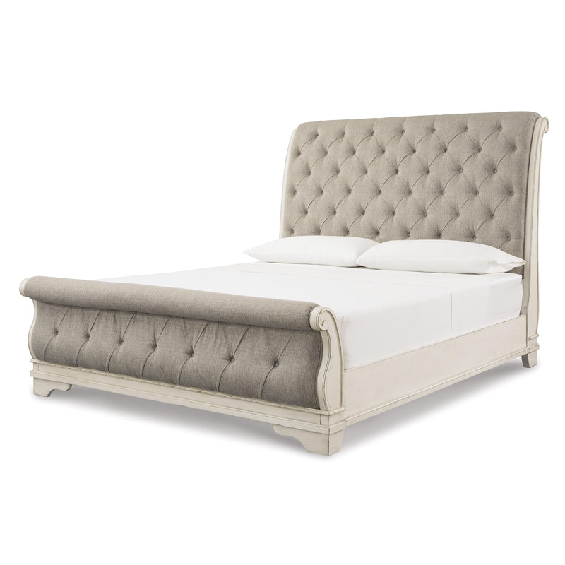 Signature Design by Ashley Realyn California King Sleigh Bed B743-78/B743-76/B743-95 IMAGE 1